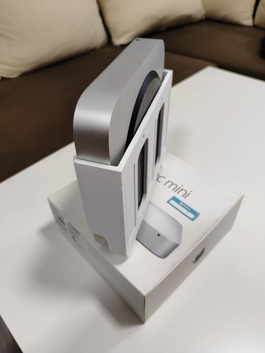 Mac Mini 7.1, 8gb, i5, SSD 250gb, Sequoia