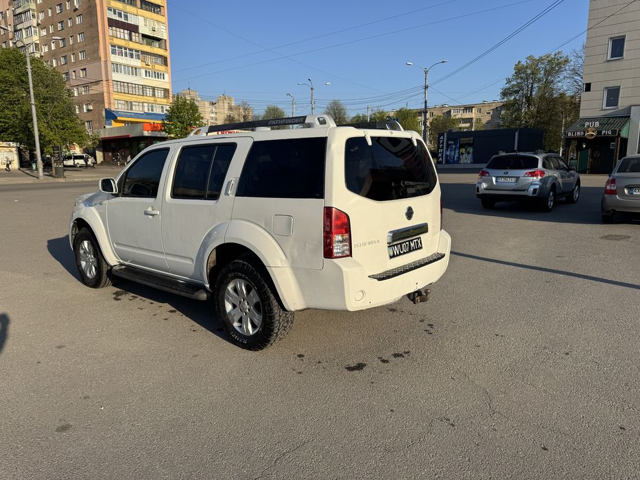 Nissan Pathfinder 2.5D Харьков!!
