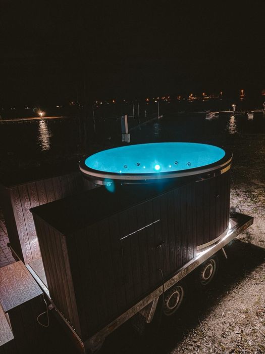 Balia bania jacuzzi mobilna na wynajem 10 osób