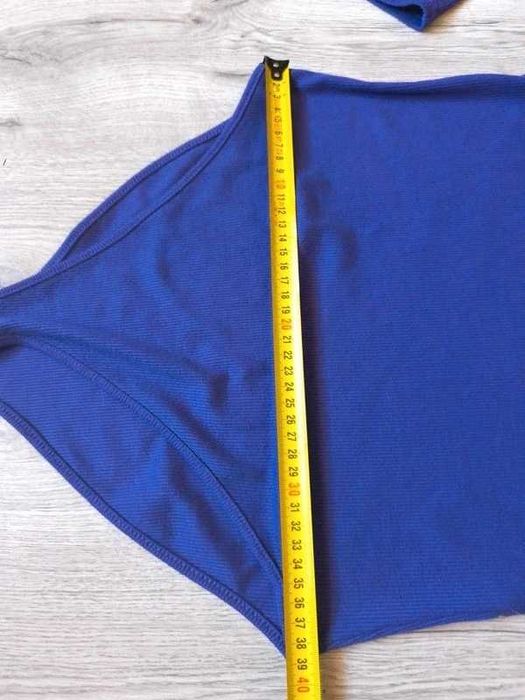 Prążkowane body damskie.Primark