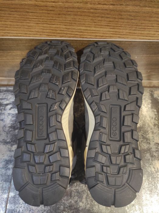 Ботинки ecco кросівки зимні на флісі водонипроникні 42 оригінал