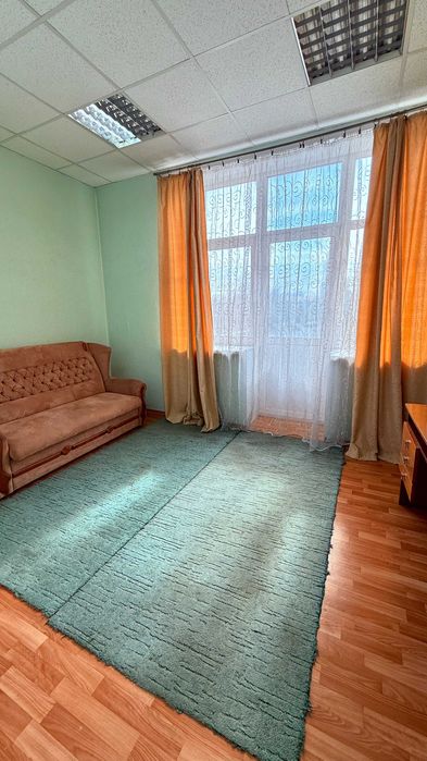 Продам просторную 3к квартиру Святослава Хороброго  Центр Безнал