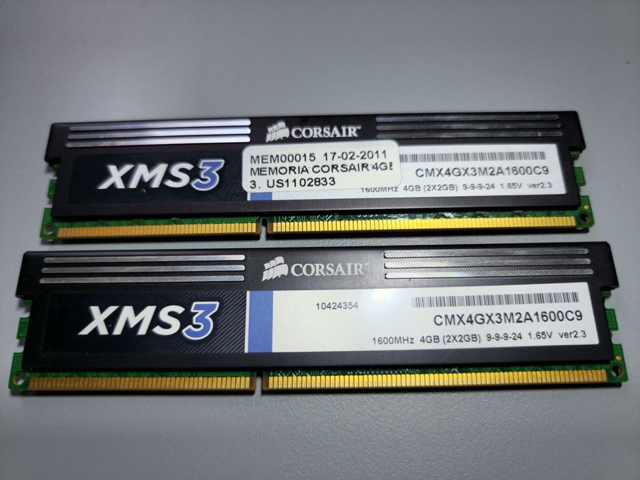 Corsair DDR3 4x4GB 8GB64564397681794121