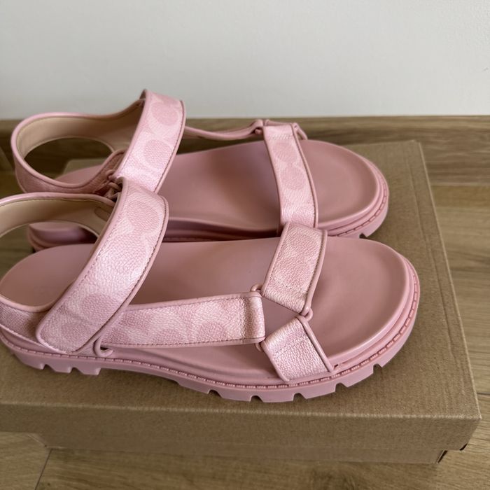 Оригінал! Coach босоніжки сандалі 39 sport sandal