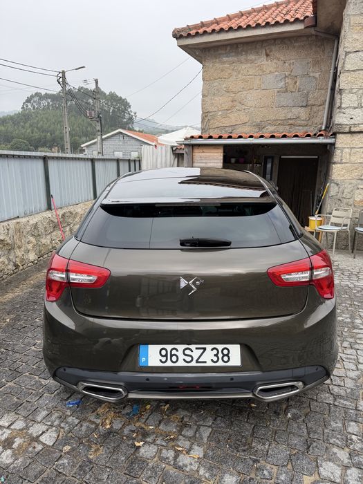 Citroën DS5 2.0 HDi Hybrid4 Sport Chic com Avaria