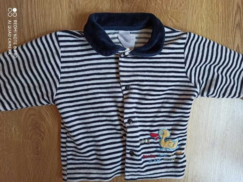 Sweterek zapinany w paski 68cm
