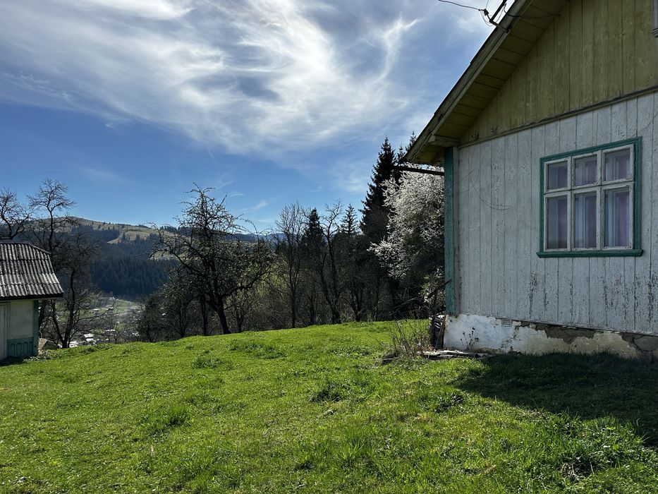 С. Полянки. Верховинський район. Карпати. Нерухомість. Будинок. Земля