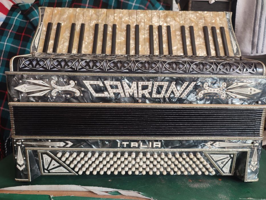 Akordeon Camroni