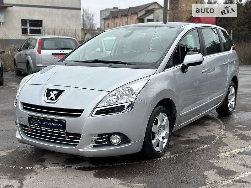 Peugeot 5008 двері ліві