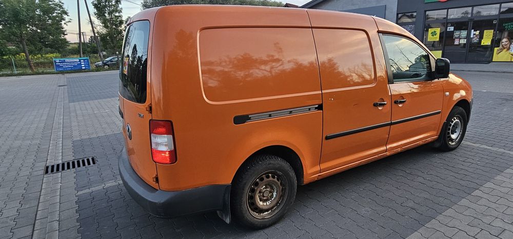 Volkswagen Caddy maxi 1.9 TDI 2009r. Klima