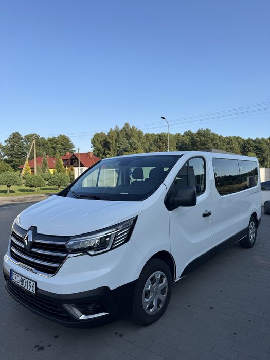 Bus 9 -cio osobowy wynajem