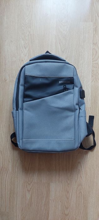 Продам крепкий рюкзак.