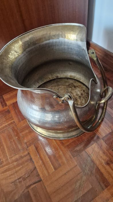 Vaso de plantas de latão decorativo prateado brilhante