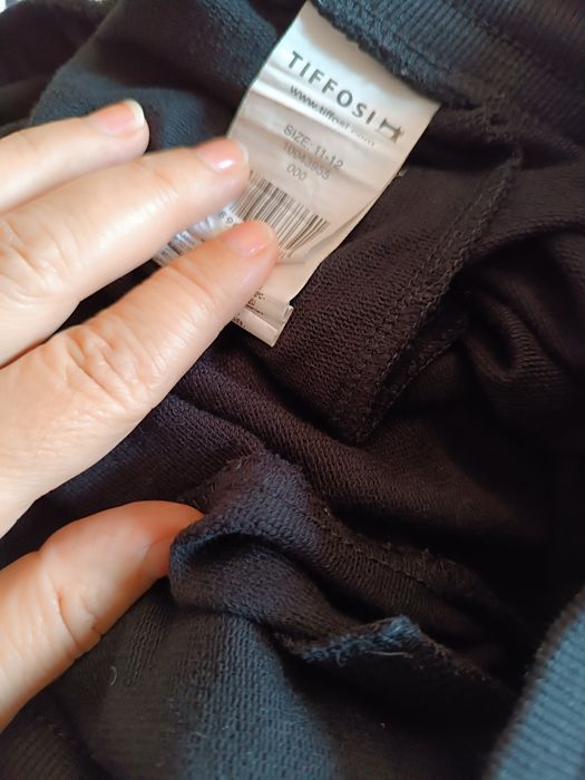 Calças Desportivas. Pretas. Tamanho 11 a 12 Anos