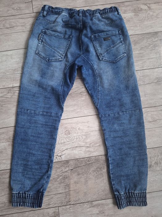 Dzińsy  joggery slin CROPP