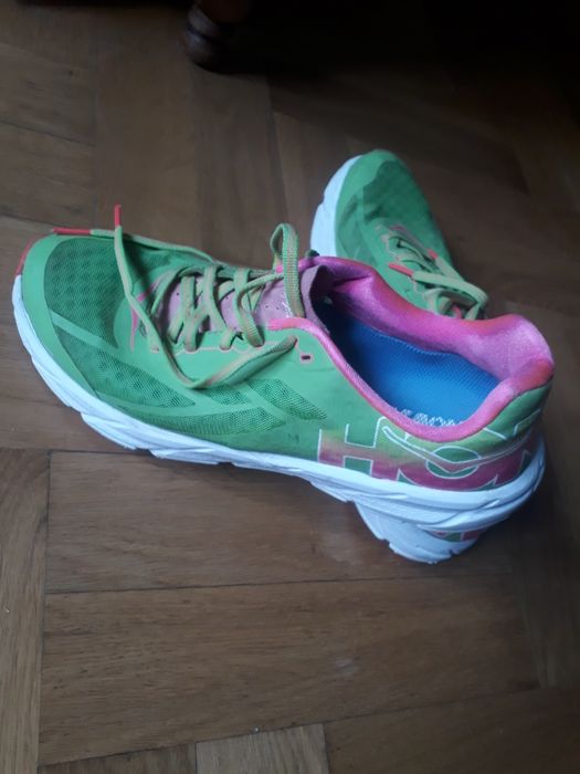 кросівки легкі яскраві модні зручні Hoka One