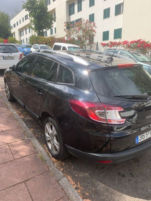 Carro à venda com urgência.