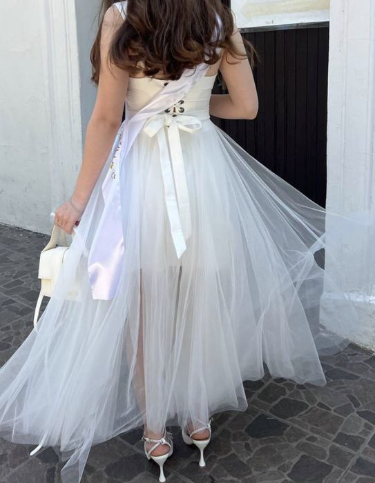 Випускна сукня корсетна