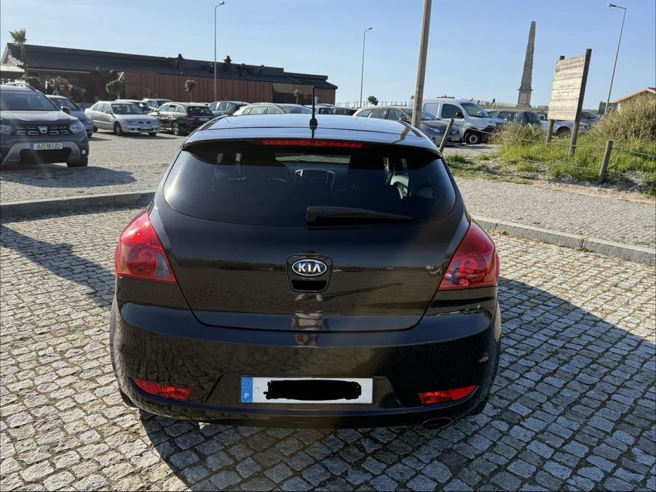 Kia ProCeed 1.6 CRDi 2010 • Muito económico • Bom estado