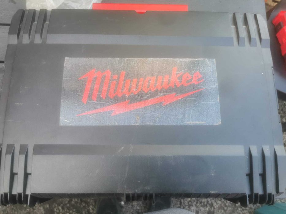 Milwaukee Klucz udarowy 1/2" M18 CHIWF12
