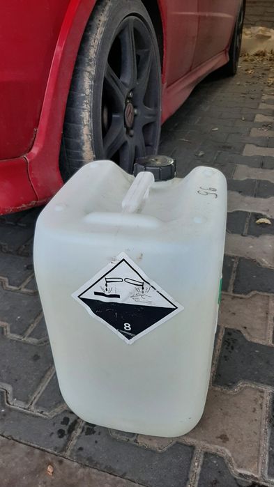 Karnister bańka 20 litrów 8szt.