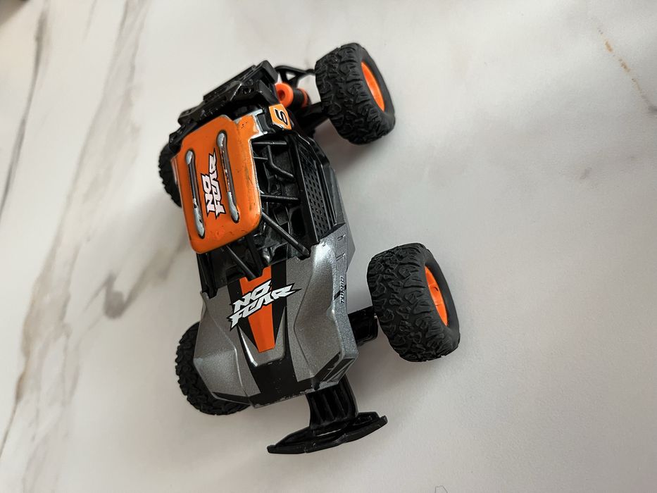 Дитячі іграшки (машинки)