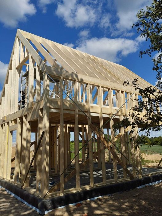 Budowa domów szkieletowych/domków letniskowych/garaży/wiat