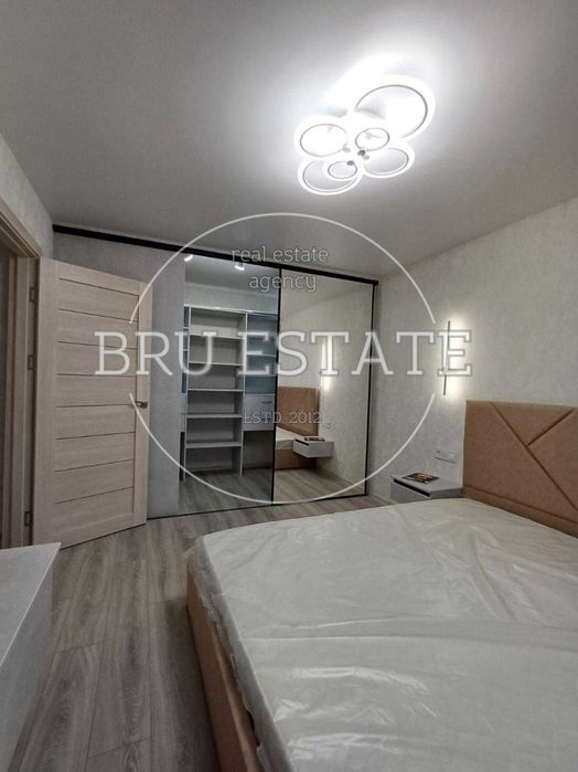 Продам 2к кв-ру з новим ремонтом Дарниця, Дніпровський р-н