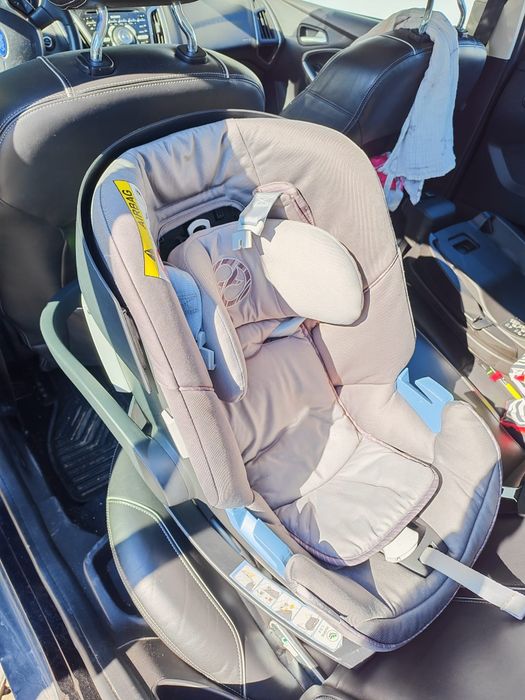 Cybex Aton 5 – fotelik samochodowy z bazą 0–13 kg
