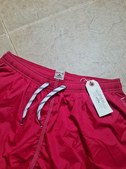 Купальні пляжні шорти REPLAY size M red червоні шорти ріплей розмір М