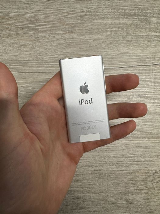 Apple iPod nano 7 16Gb silver mp3 плеєр