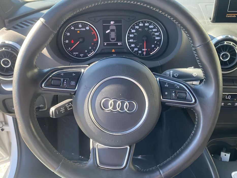Audi A3      2014