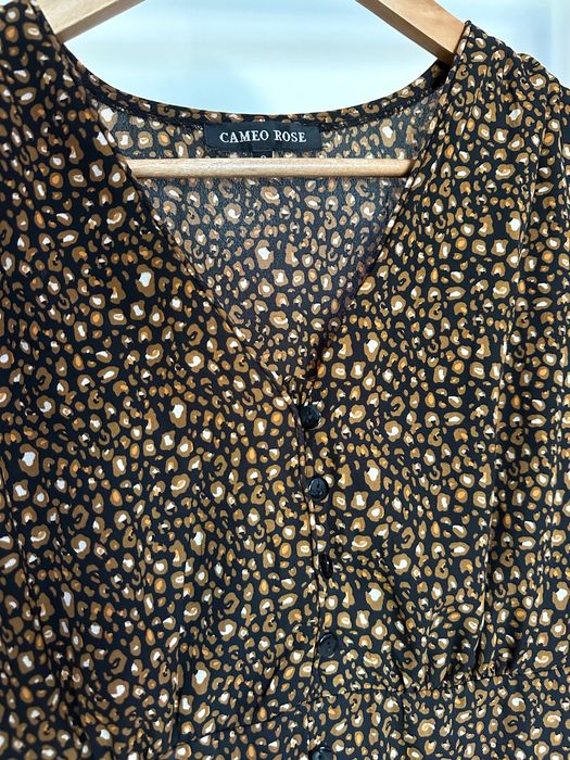 Красива міді сукня