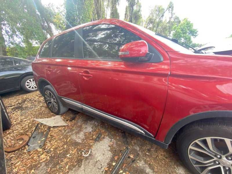 Разборка шрот Mitsubishi OUTLANDER 2017 фара капот дверь крыло фонарь