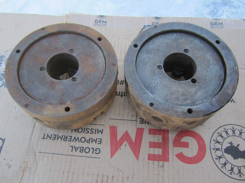 Патрон токарный  160  мм , планшайба 200 мм