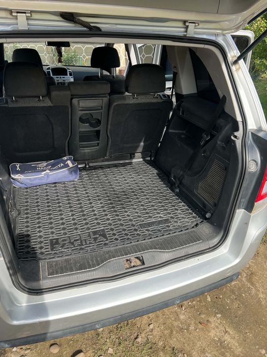 Продам Opel Zafira