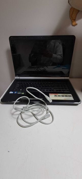 Laptop Packard Bell 17" KAYF0 Easy Note LJ65 + Kabel sie Ethernet RJ45