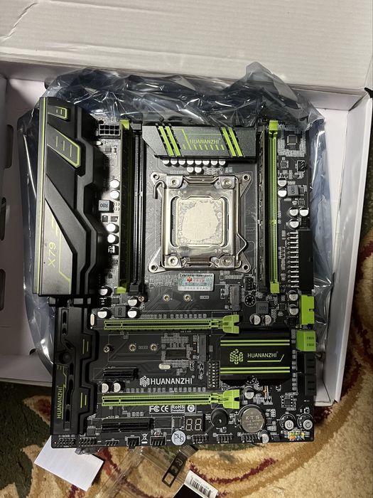 HUANANZHI x79 / е2690v2 16gb