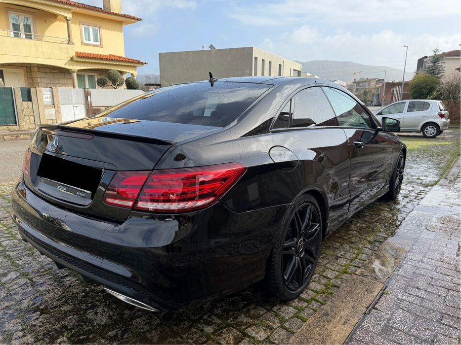Mercedes E 220 Coupe AMG Poucos Km Como novo