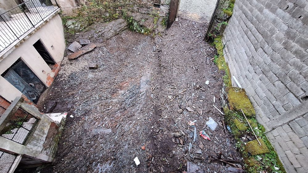 Moradia V4 em fase de requalificação