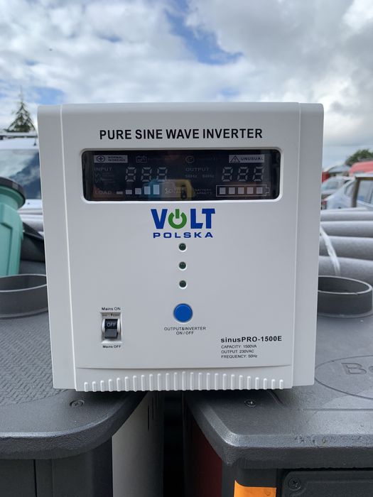 UPS джерело безперебійного живлення