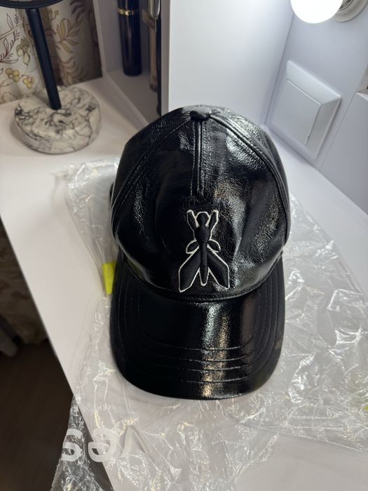 Кепка Patrizia Pepe після хімчистки