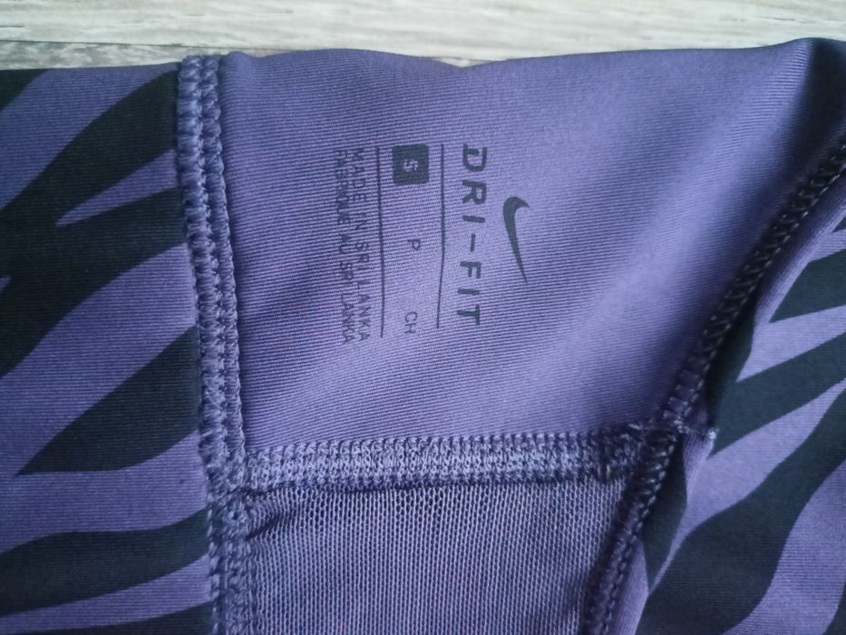 Top sportowy Nike r.s