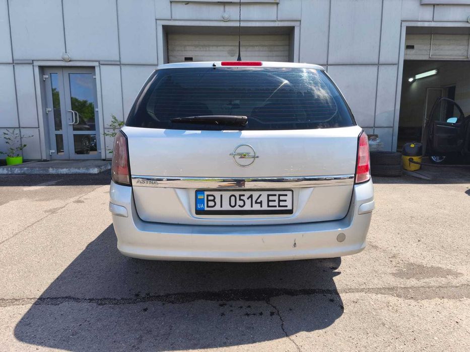 OPEL ASTRA H, 2013 рік