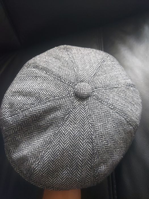 Кепка (хуліганка) Marks & Spencer, Next, C&A, Italia, England