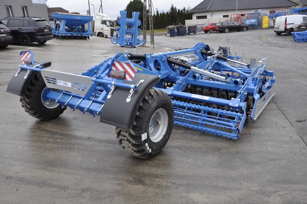Kompaktor, agregat uprawowy NAMYSLO MILAN 400 H, nie lemken kompaktor