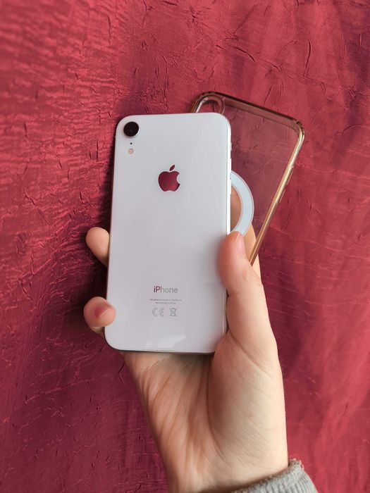 Apple iPhone XR 128 ГБ White Neverlock