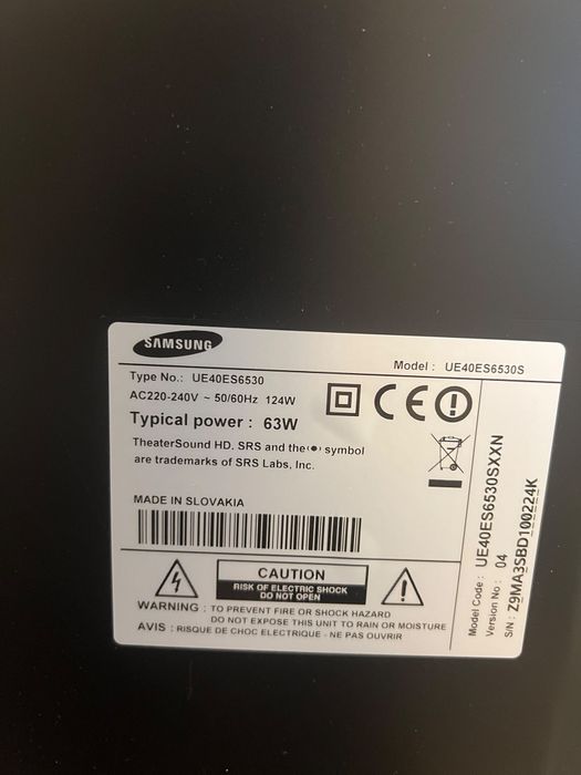 Smart TV Samsung 40" Full HD (UE40ES6530) - Como Nova / Com Caixa