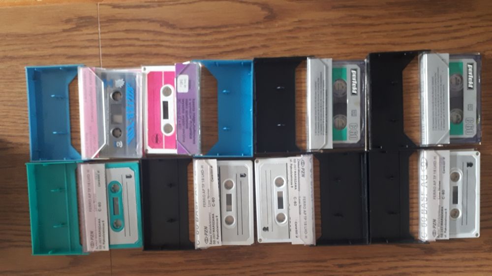 Stare kasety magnetofonowe 8 szt