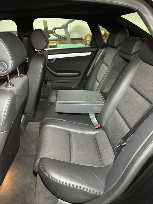 Audi A4 2.0 FSI 150cv - S-Line